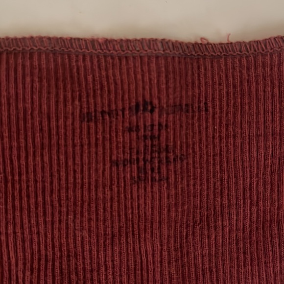Brandy Melville burgundy scoop neck long sleeve - Picture 2 of 2